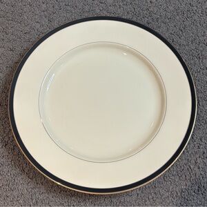 Mikasa Ivory Fine China Charger Plate 12” M2004
